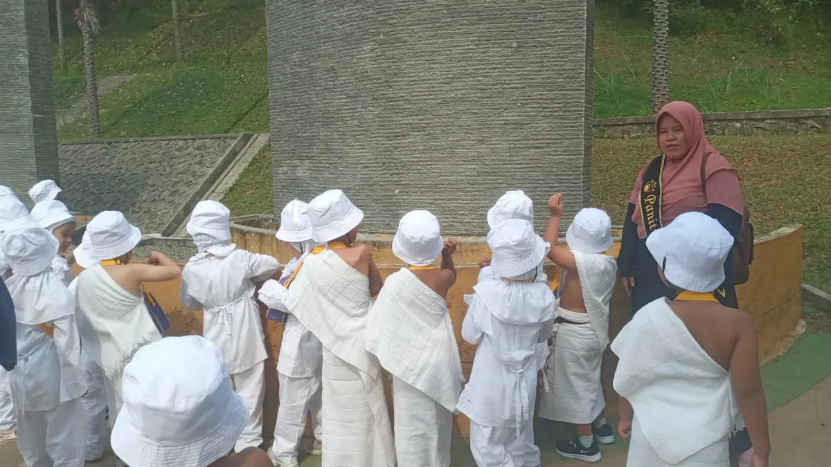 Kegiatan Manasik Haji Cilik