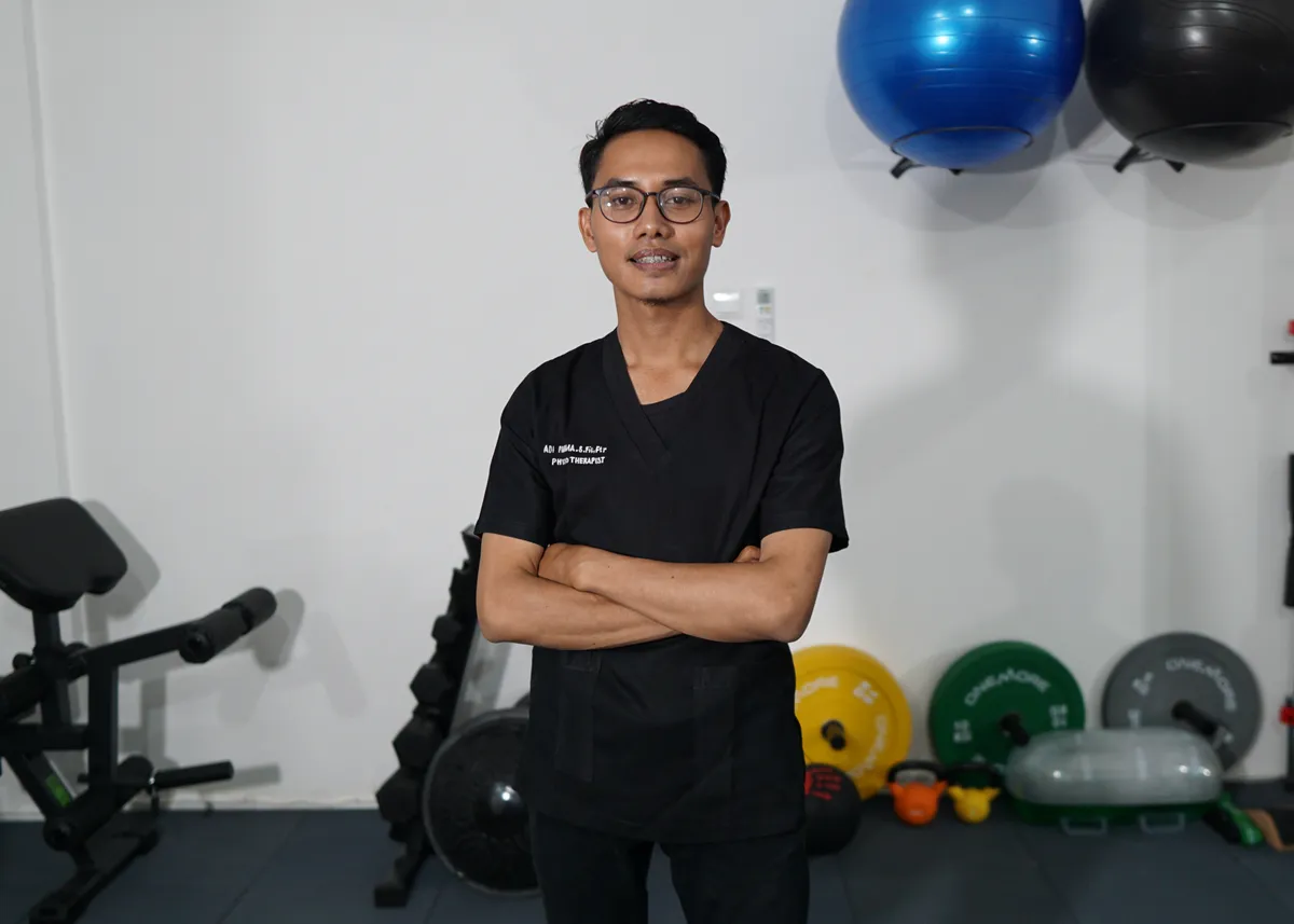Dr. Rizky Amelia, S.Ft, M.Fis